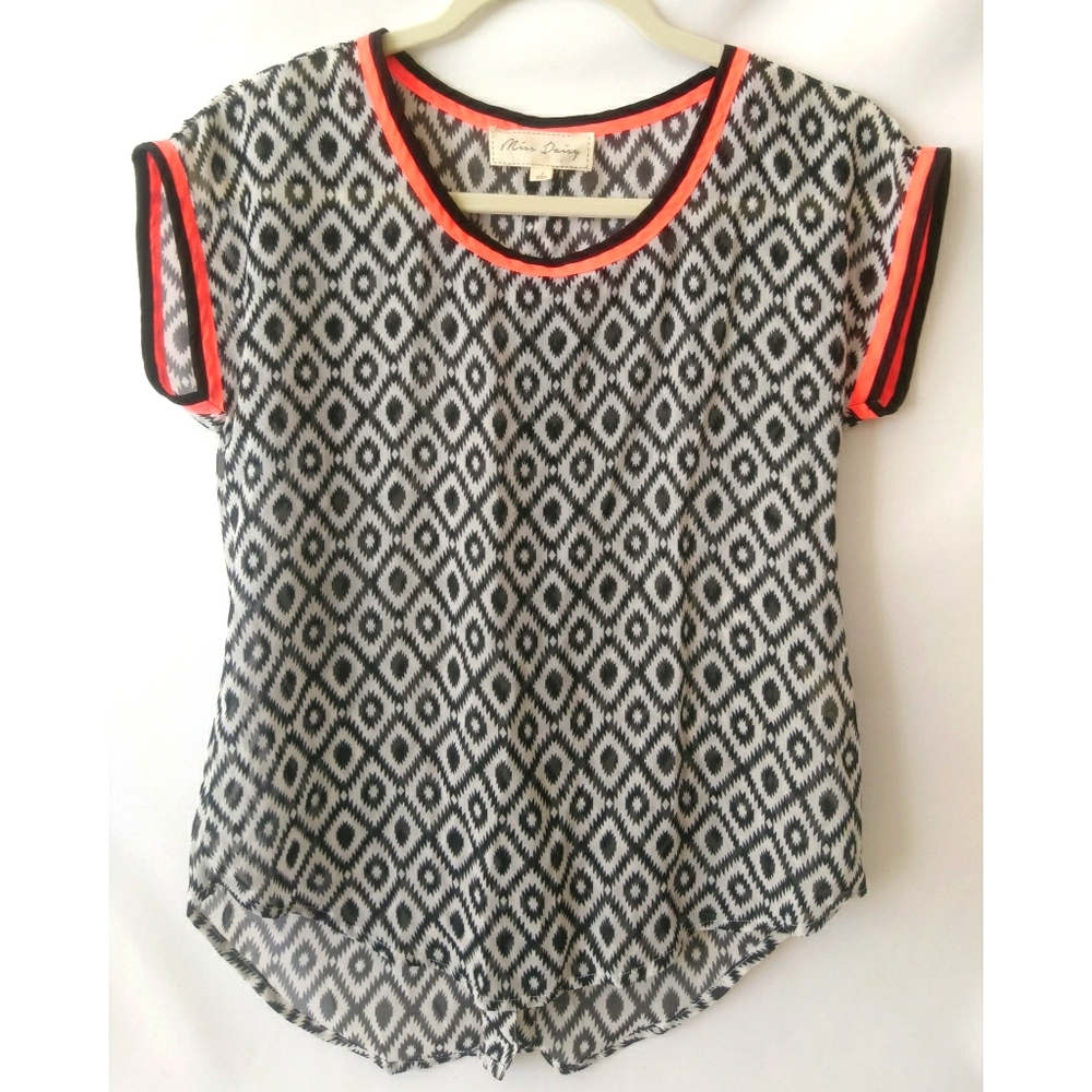 Miss daisy blouse Size S